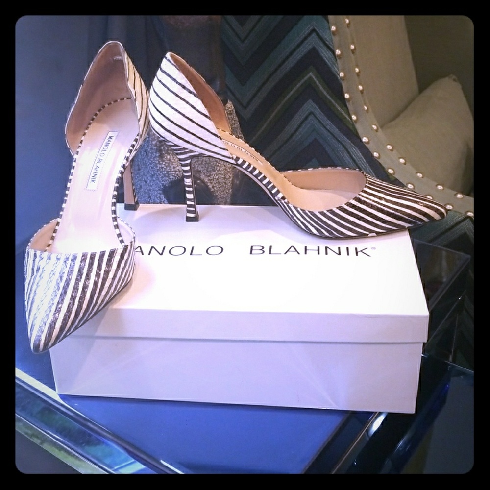 Black & White Striped Python Pump
